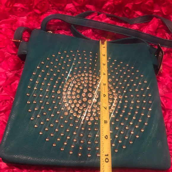 ✨✨Beautiful crossbody bag ✨✨ - Picture 4 of 8